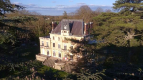 Chateau de la Rocherie Nevers Nord / Varennes-Vauzelles